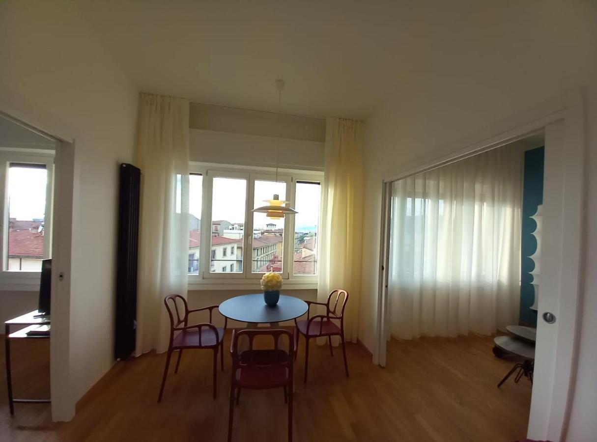 Sweetly In Apartment